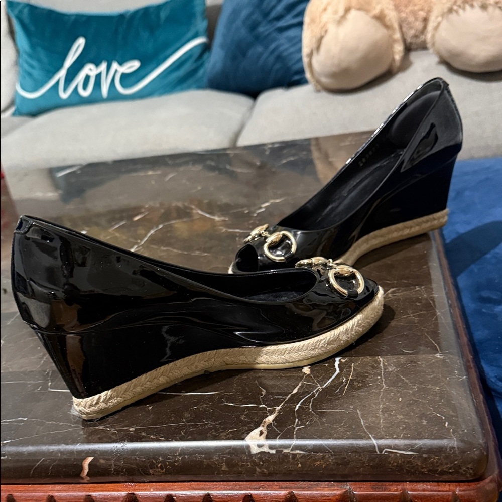 Gucci Black Patent Leather Espadrille Wedges - Picture 5 of 6